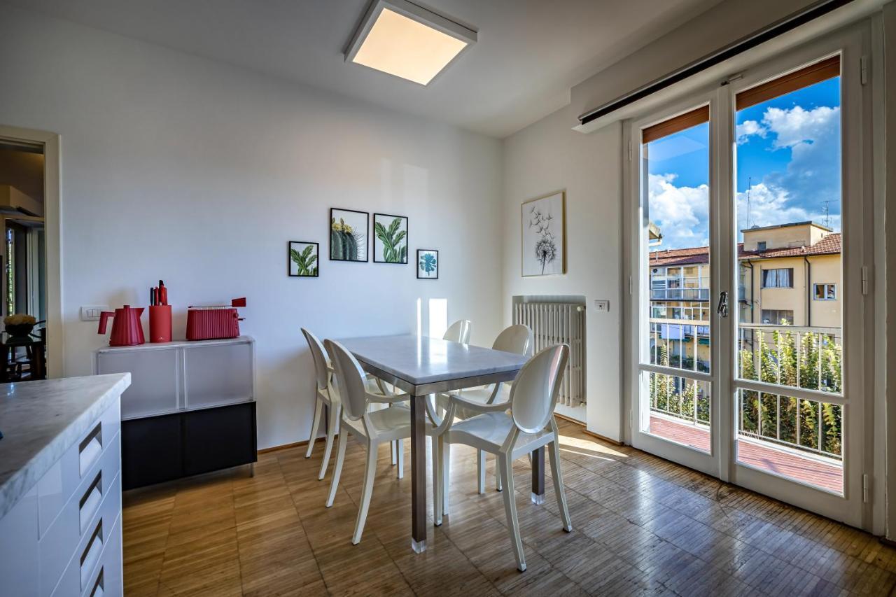Yid Penthouse On River With Parking * Florencia
