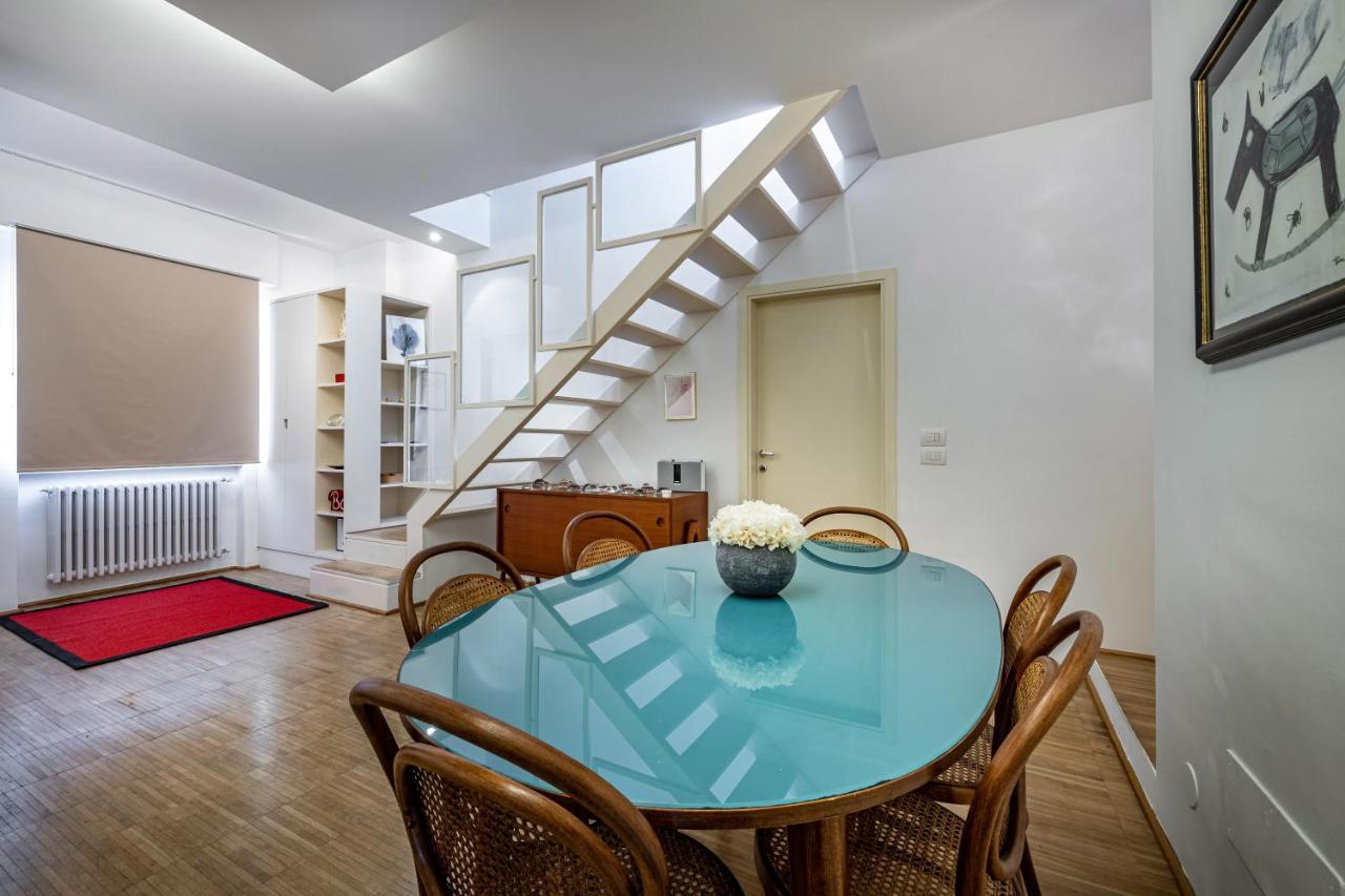 Yid Penthouse On River With Parking Apartamento
